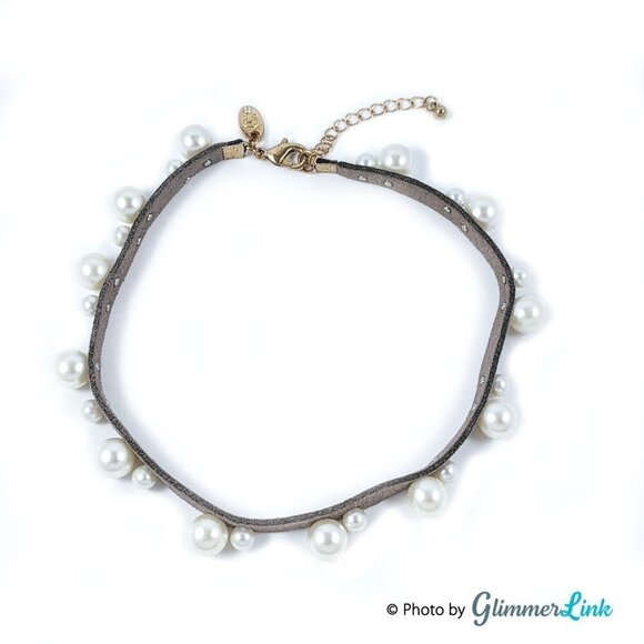 Charming Charlie Faux Pearl Suede Choker - Picture 5 of 8